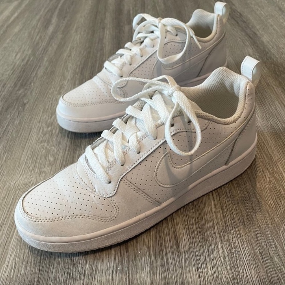 NIKE Court Vision Women’s Low Sneakers | Size 7.5 trainers